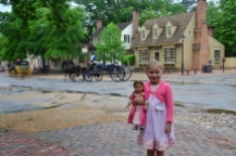 colonial williamsburg with kids, collonial williamsburg, homeschool field trips, living history museum, vacation, historical clothing, virginia, gardens, american girl, handon learning, #livinghistorymuseum, #colonialwilliamsburg, #colonialwilliamsburgwithkids, #homeschoolfieldtrip, #americangirl, #vacation